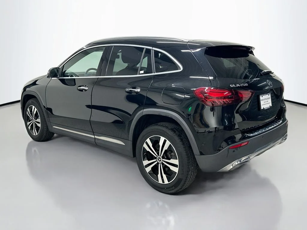 Certified Used 2024 Night Black Mercedes-Benz GLA 250 image 3