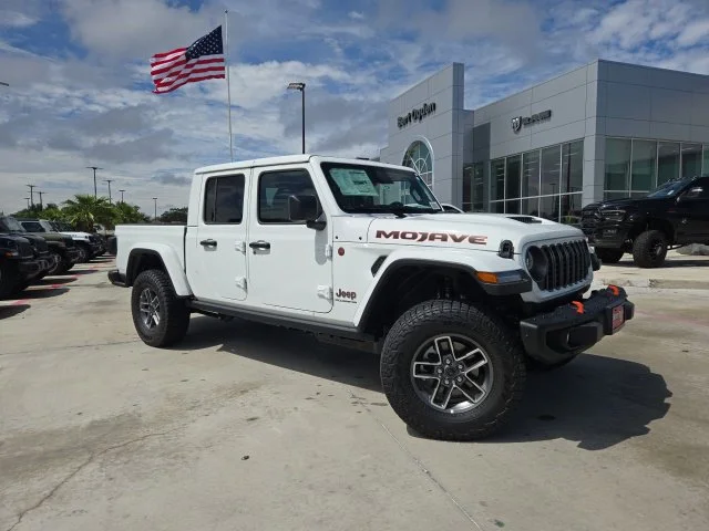 New 2026 Bright White Clear-Coat Exterior Paint Jeep Mojave image 1