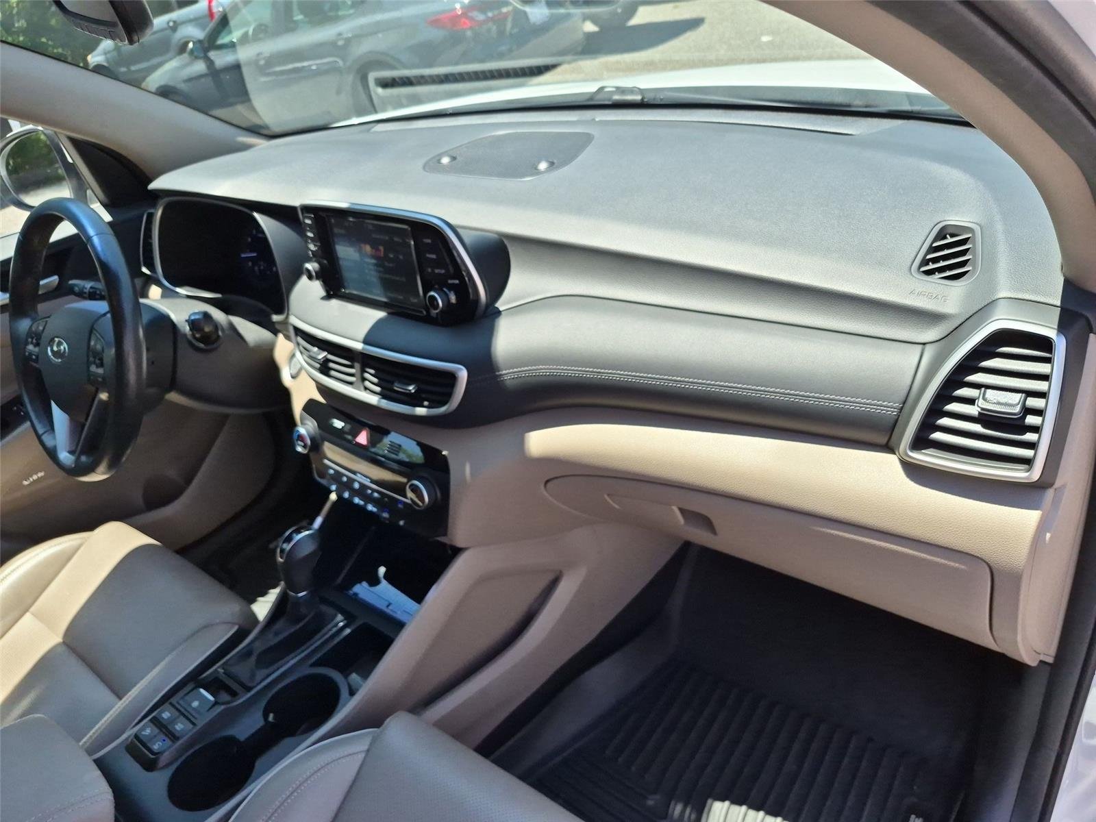 Used 2020 Winter White Hyundai Limited image 38