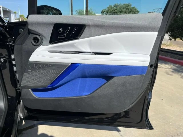 2025 Cadillac OPTIQ Luxury 1 - Photo 33