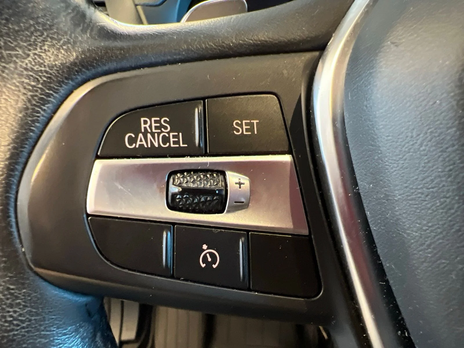 Used 2021 Black Sapphire Metallic BMW xDrive30i image 24