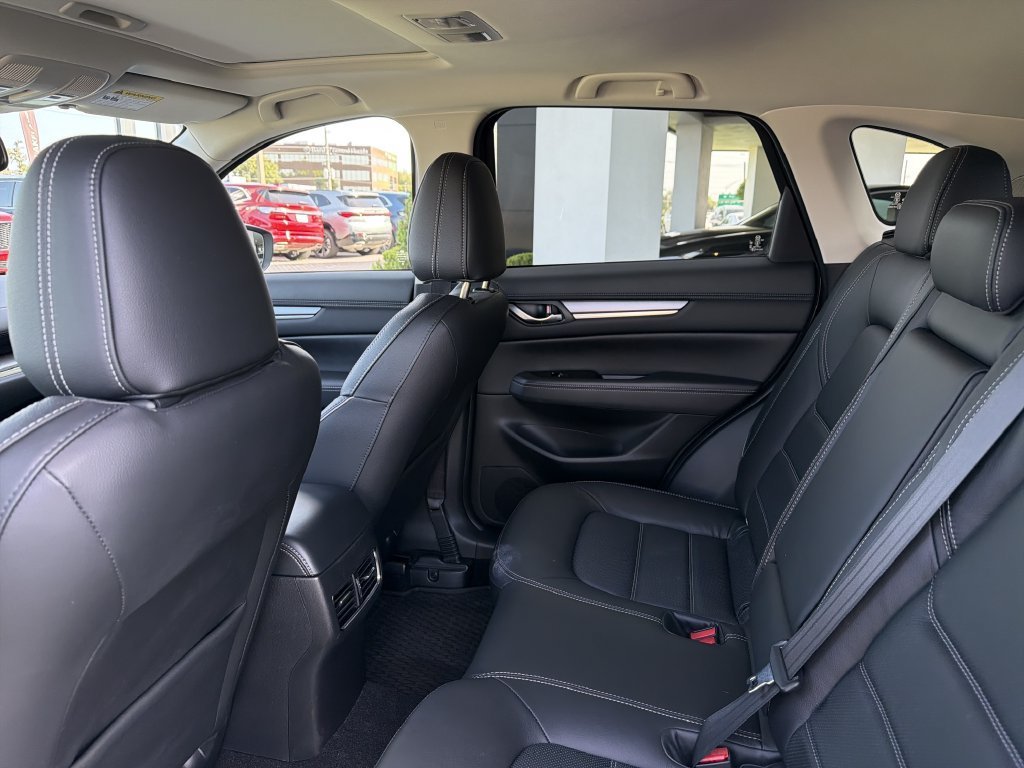 2025 Mazda CX-5 S Premium Plus package - Photo 18