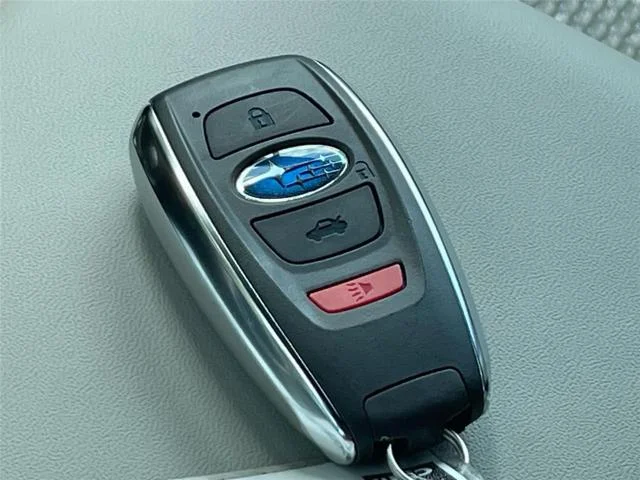 New 2026 CRYSTAL WHITE PEARL Subaru Premium image 31