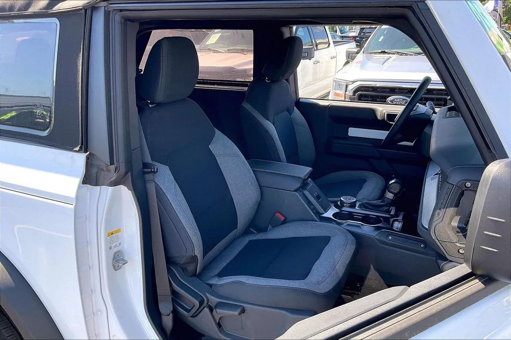 2025 Ford Bronco 2-Door Base - Photo 6