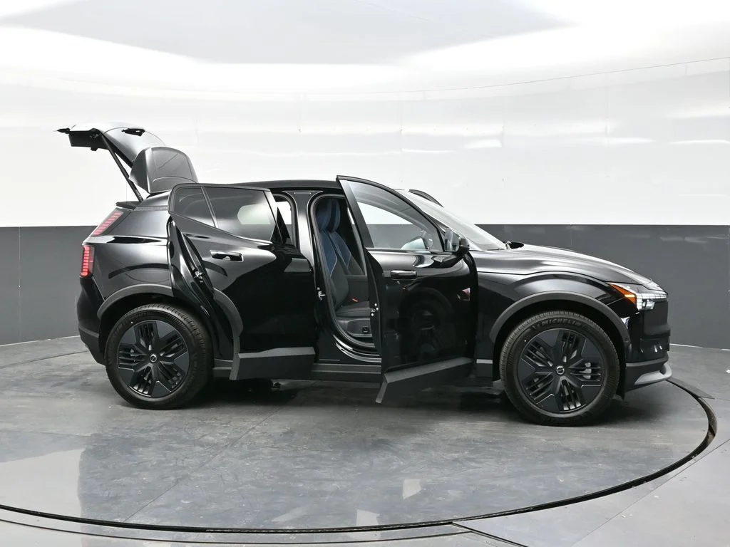 New 2026 Onyx Black Volvo Twin Motor Cross Country Ultra image 47