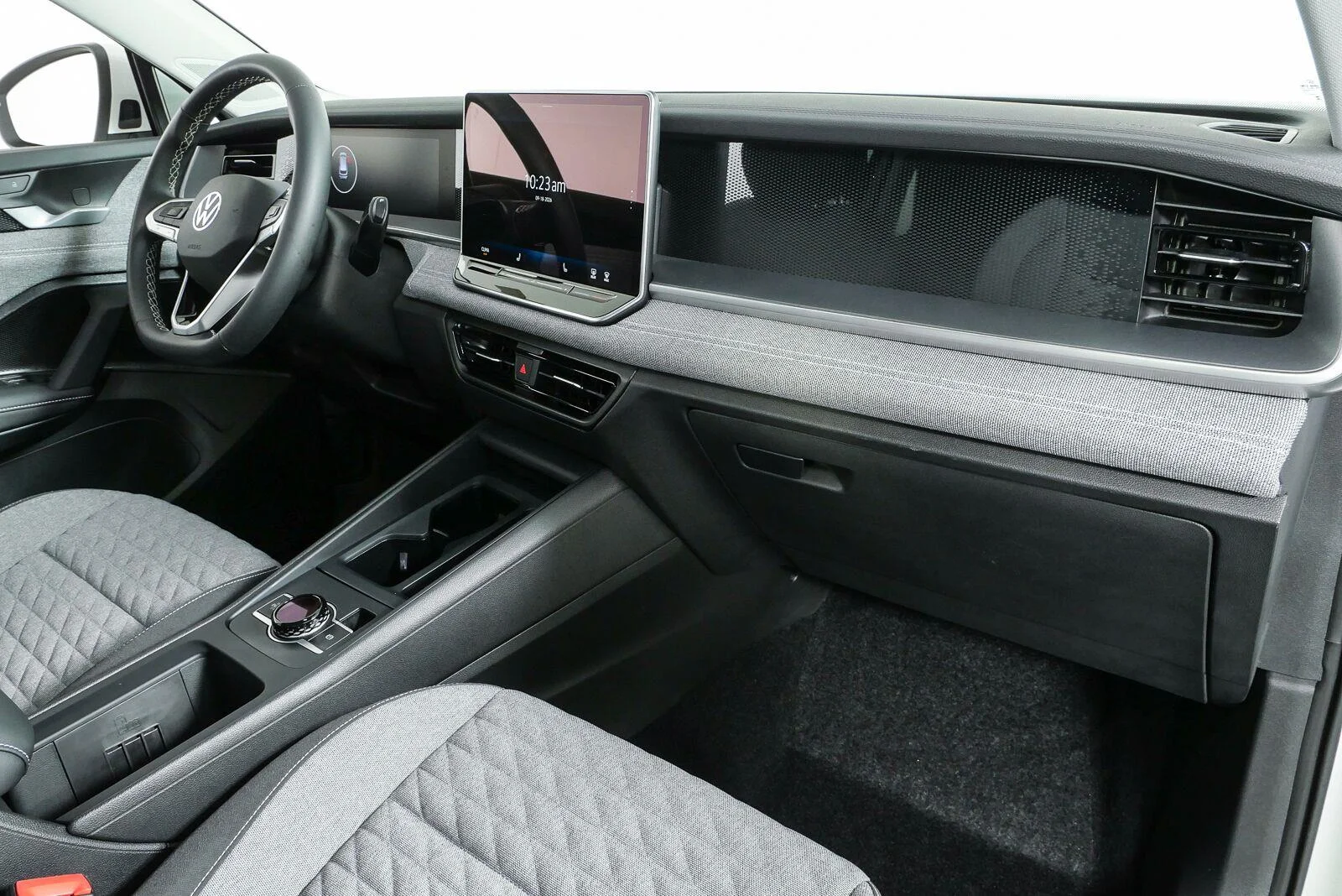 Certified Used 2025 Pure White Volkswagen S image 23