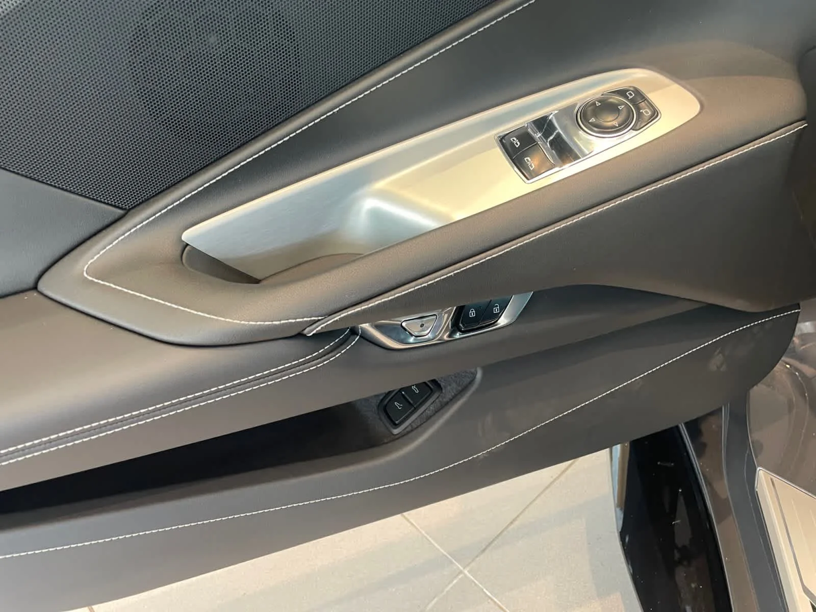 New 2027 Pitch Gray Metallic Chevrolet 1LZ image 20