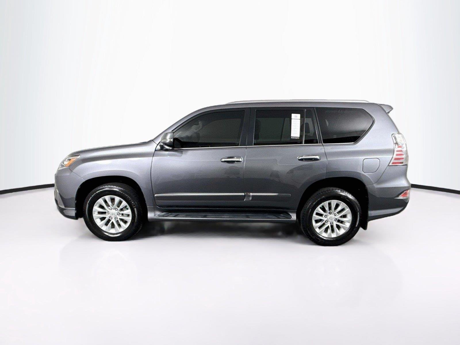 Used 2019 Nebula Gray Pearl Lexus GX 460 Premium image 14