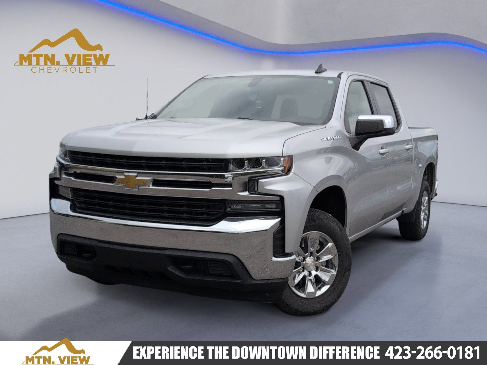 Used 2021 SILVER ICE METALLIC Chevrolet LT image 1