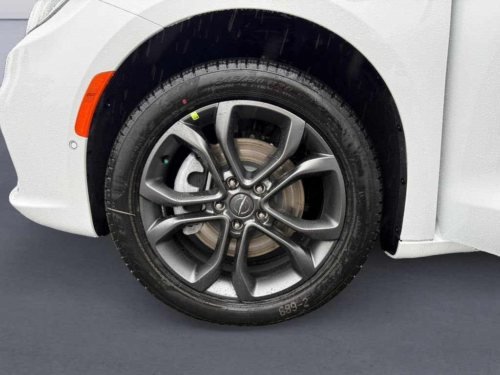 New 2026 Bright White Clear-Coat Exterior Paint Chrysler Select image 11