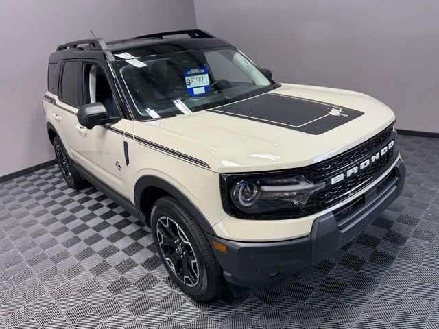 Used 2025 Desert Sand Ford Outer Banks image 2