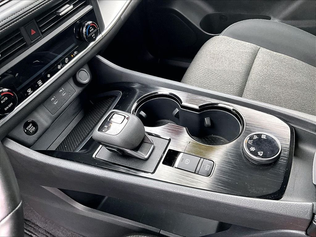 Used 2025 Gray Nissan SV image 20