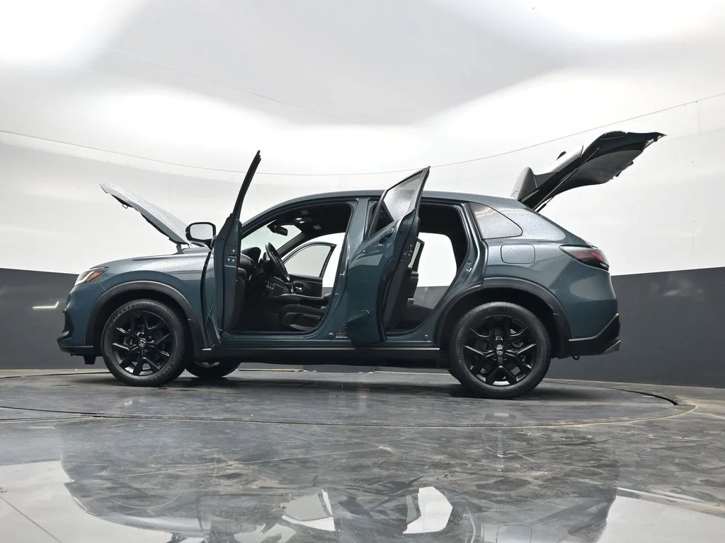 Used 2023 Modern Steel Metallic Honda Sport image 36
