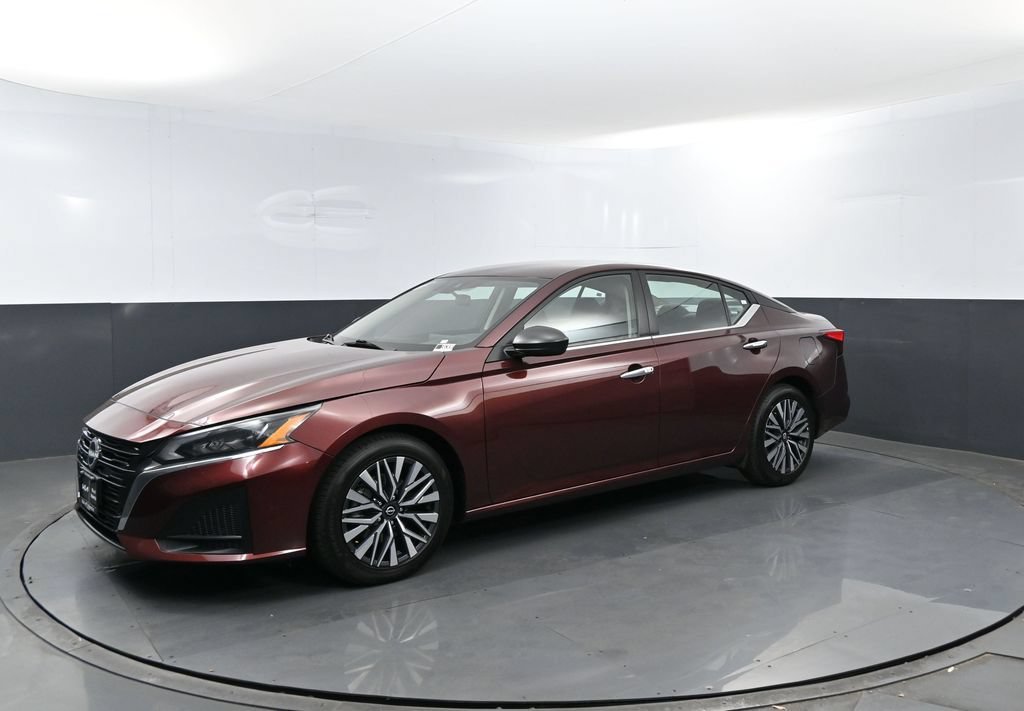 2025 Nissan Altima