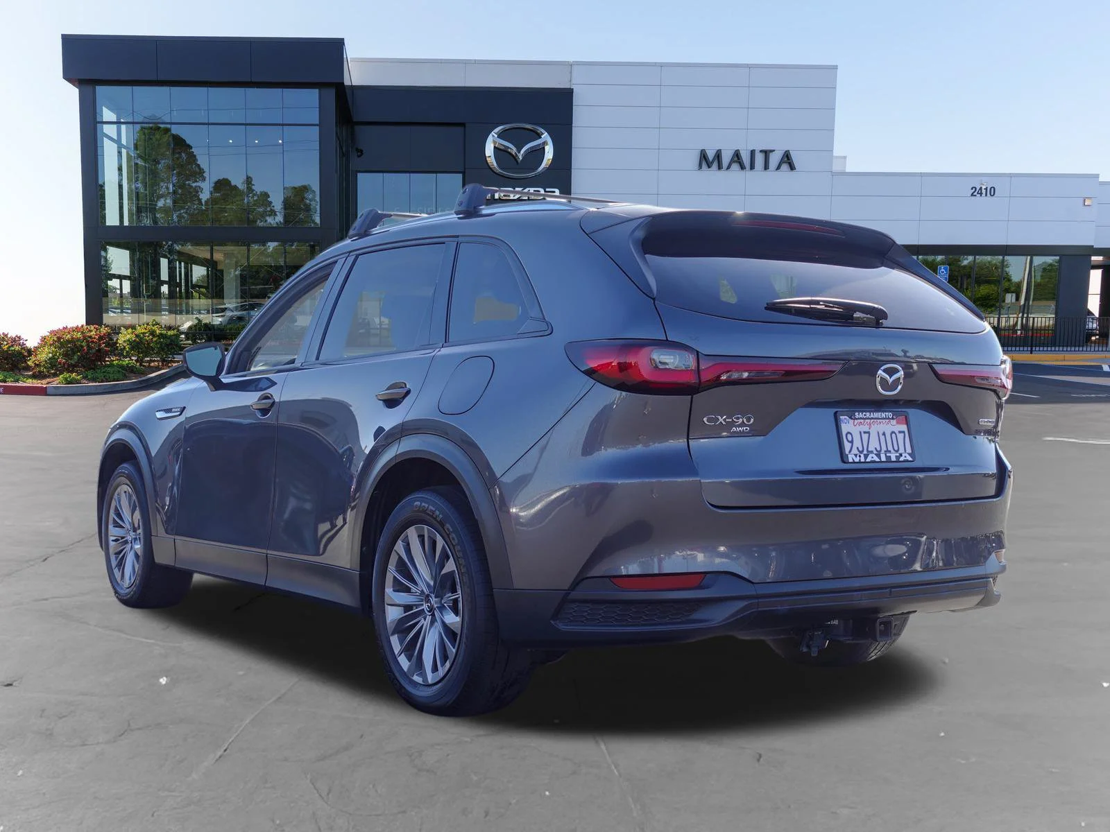 Certified Used 2024 Machine Gray Metallic Mazda Preferred image 6