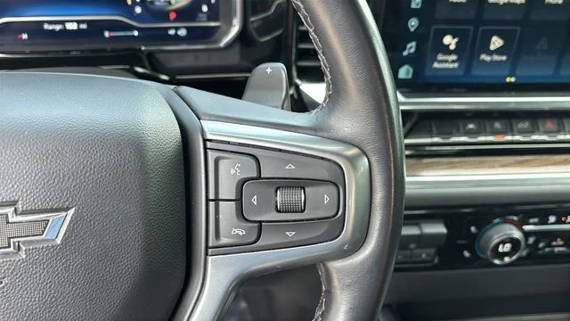 Used 2022 Red Chevrolet RST image 23