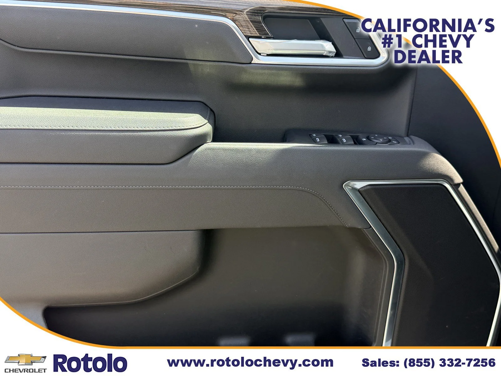 Used 2026 Summit White Chevrolet RST image 17