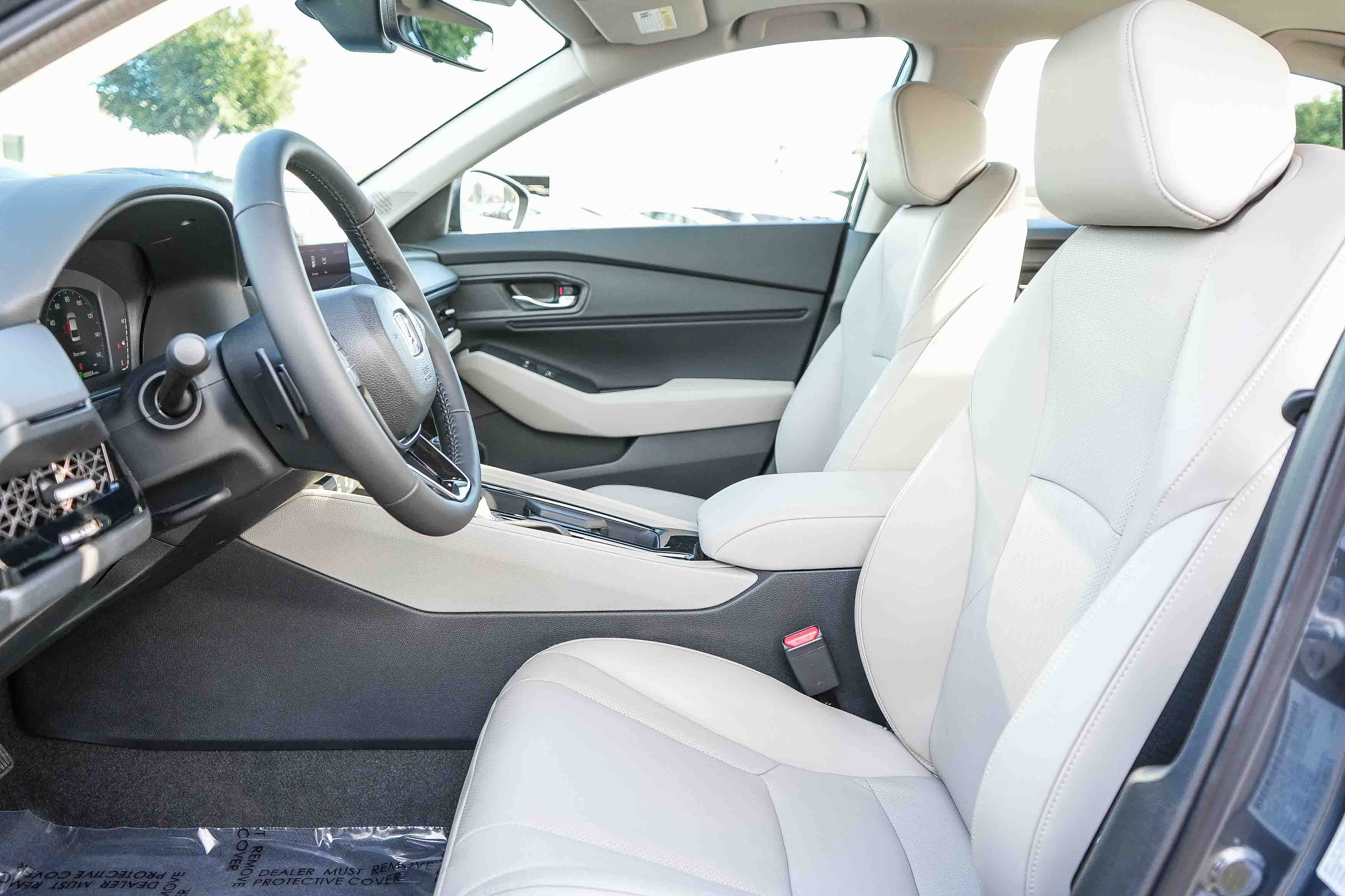 New 2026 Urban Gray Pearl Honda EX-L image 19