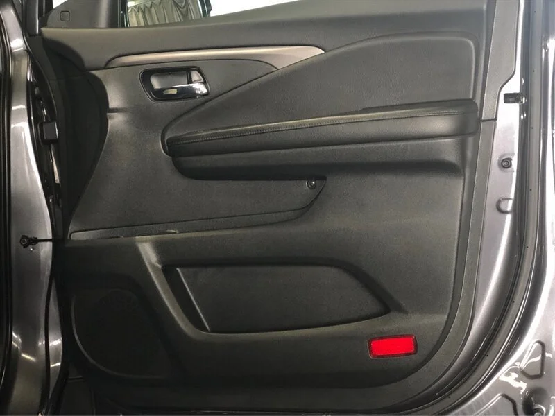 Used 2019 Modern Steel Metallic Honda EX-L image 18