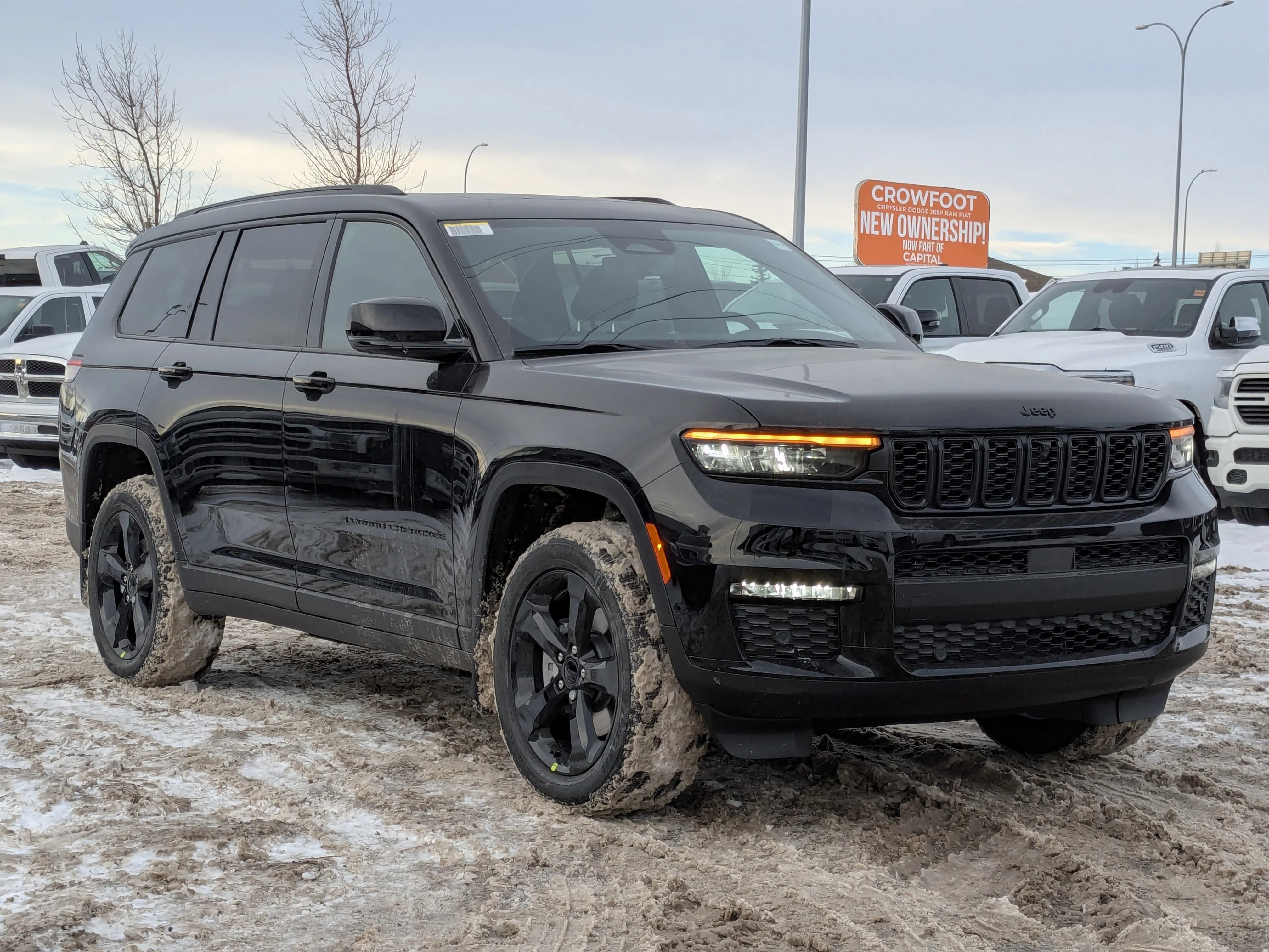 New 2025 Black Jeep Limited - - Dual-Pane Sunroof - Black Appearance - Luxury Tech II - Remote Start & tons more! image 2