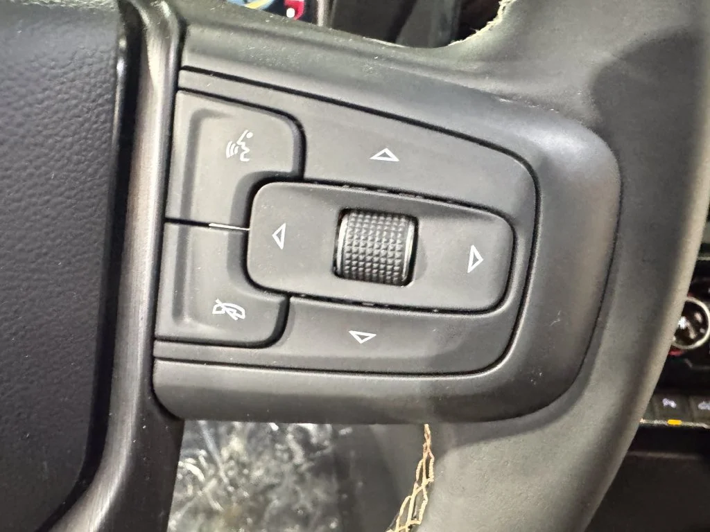 Certified Used 2026 Onyx Black GMC AT4 image 19
