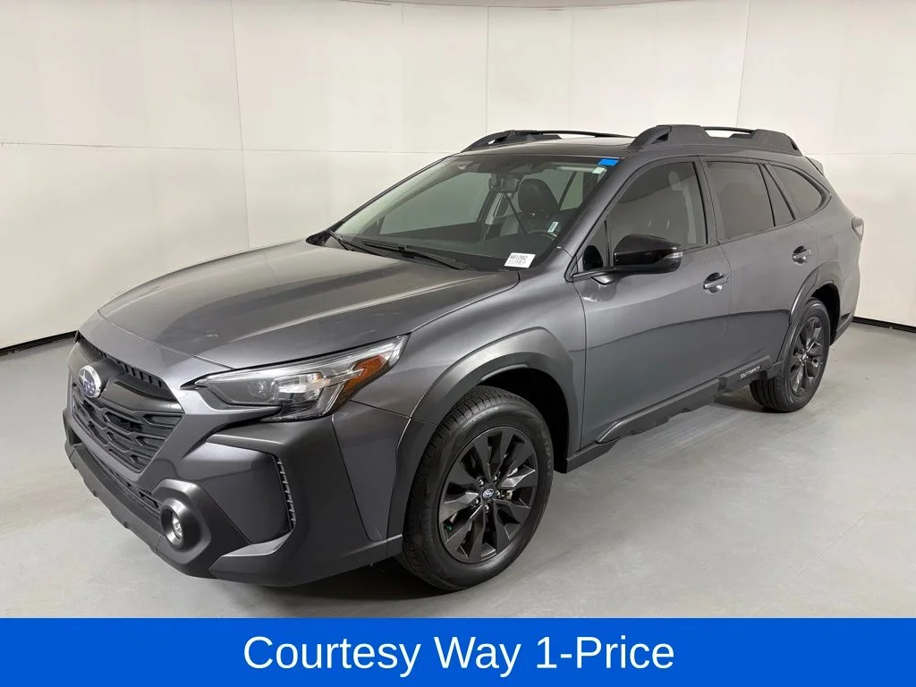 Used 2025 Gray Subaru Onyx Edition image 5