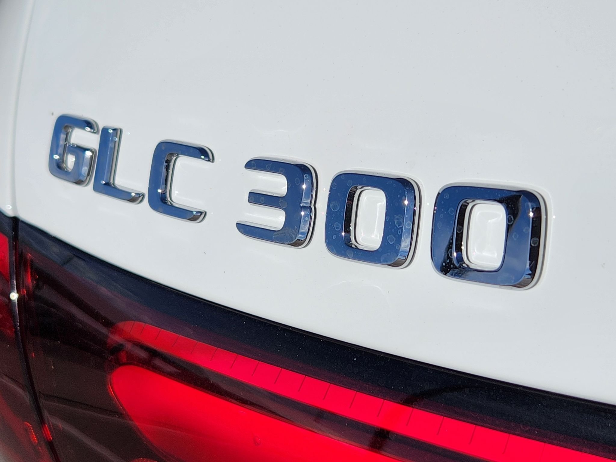 New 2027 Polar White Mercedes-Benz GLC 300 4MATIC® image 10