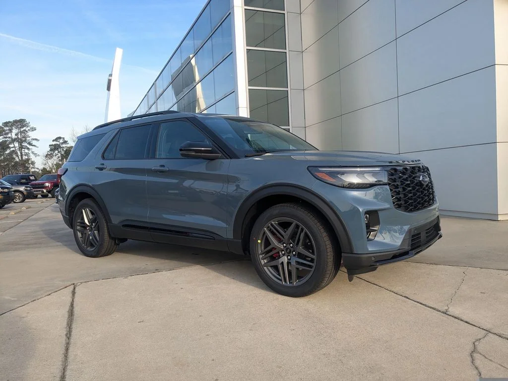 New 2026 Vapor Blue Metallic Ford ST image 2