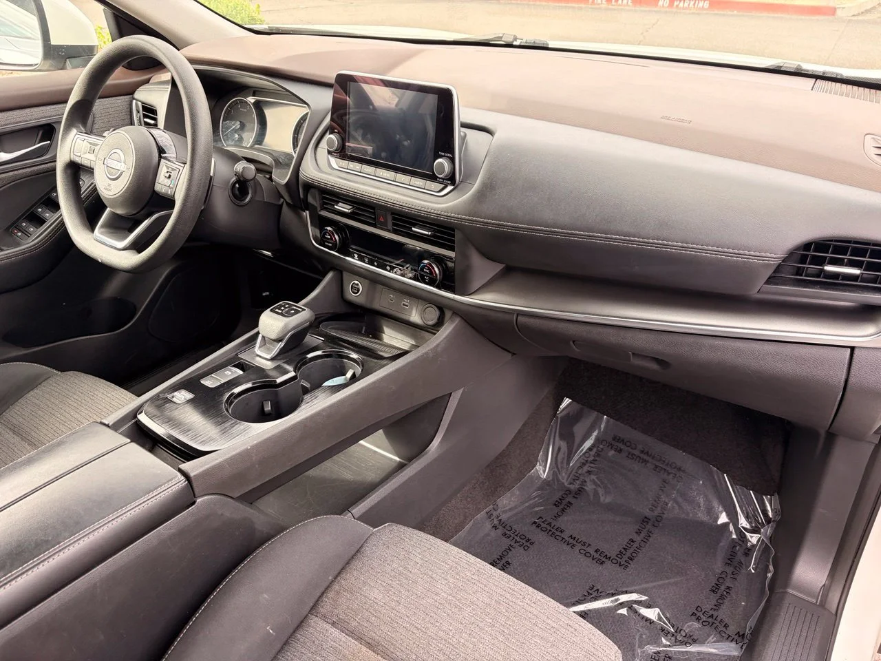 Used 2023 Pearl White Tricoat Nissan SV image 9