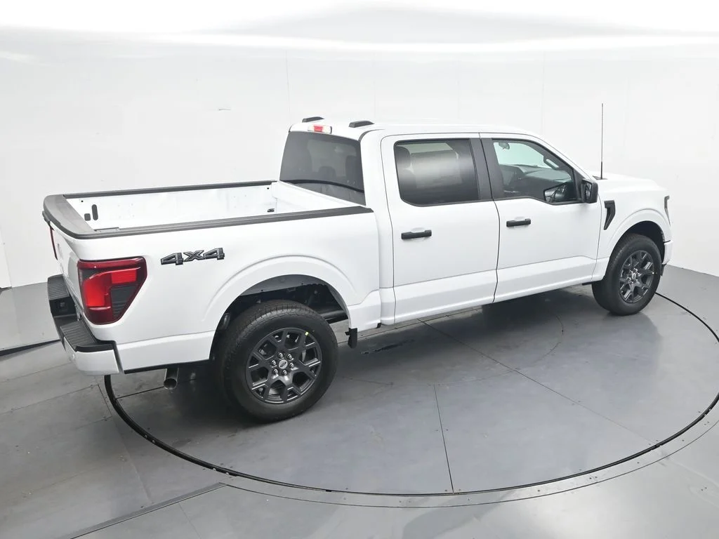 New 2026 Oxford White Ford STX® image 27