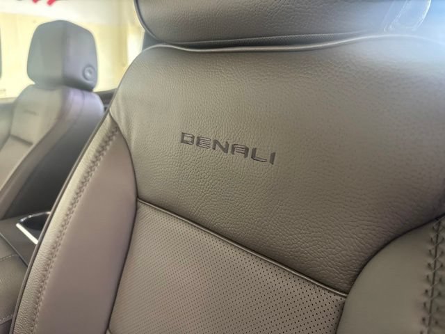 2026 GMC Sierra 1500 Denali - Photo 11