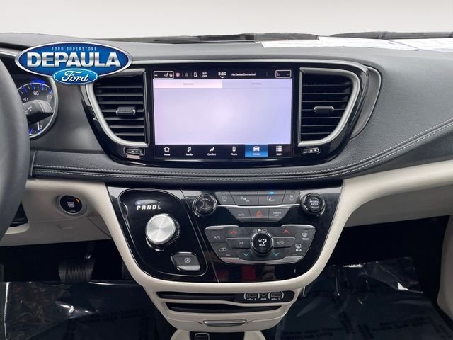 Used 2024 Bright White Clearcoat Chrysler Touring L image 14