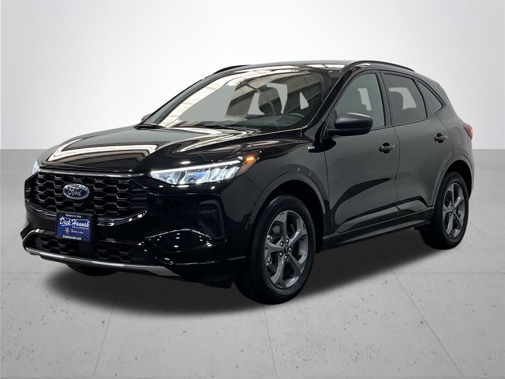 Used 2024 Black Metallic Ford ST-Line image 2