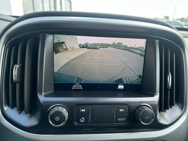 Used 2022 Black Chevrolet LT image 23