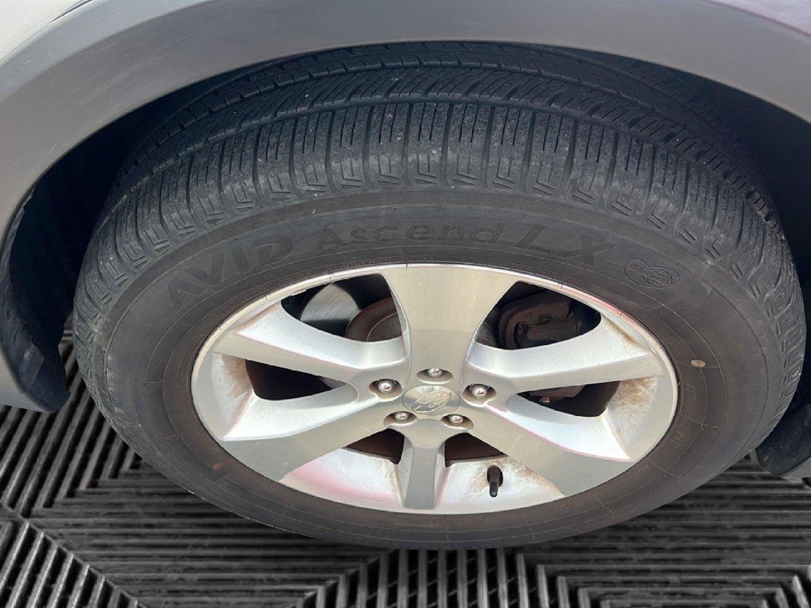 Used 2013 Ice Silver Metallic Subaru 2.5i Limited image 7