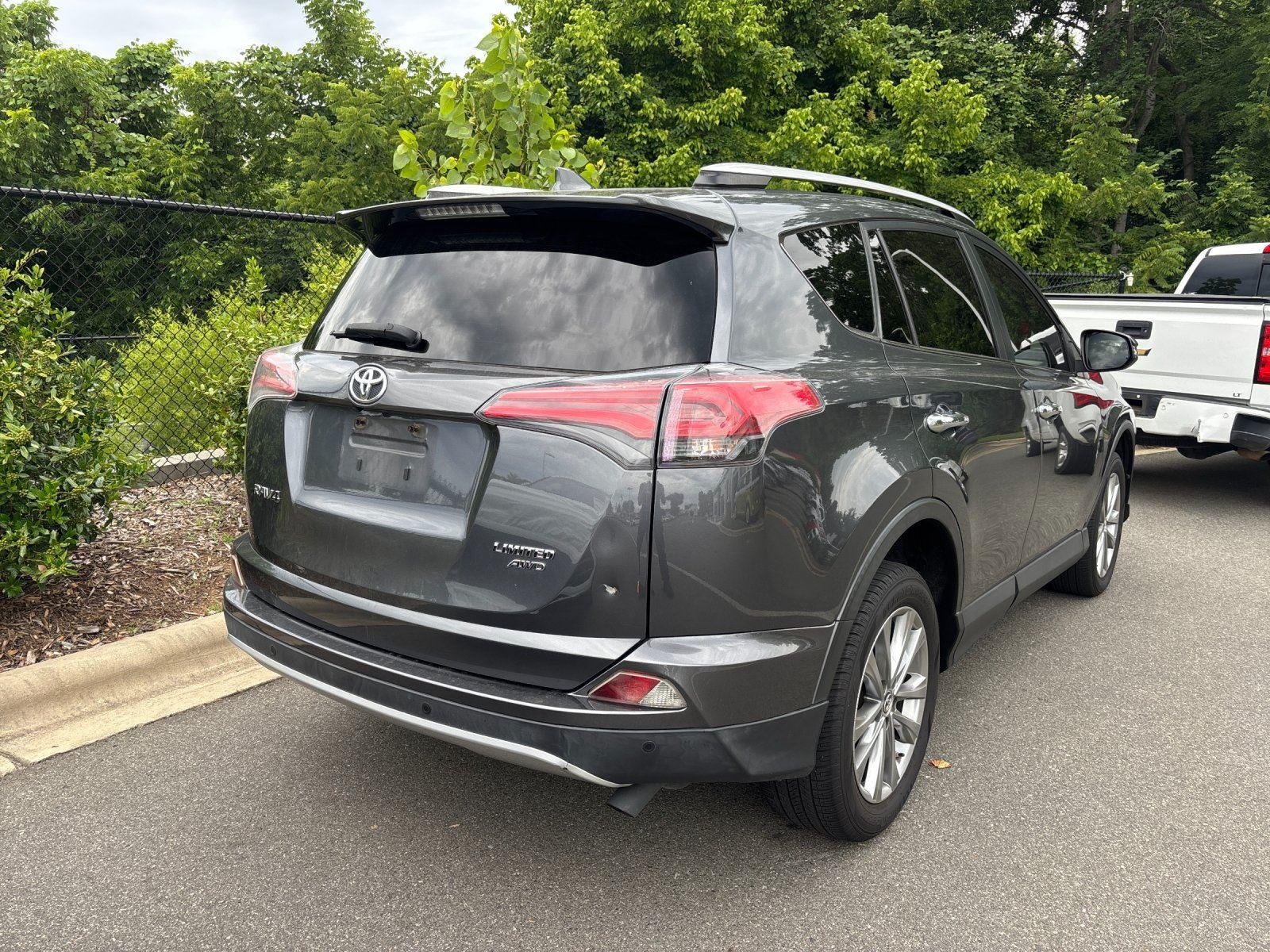 Used 2016 Magnetic Gray Metallic Toyota Limited image 5