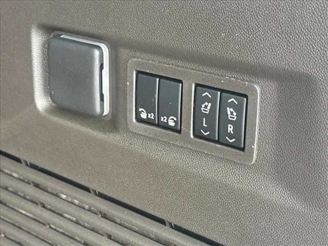2026 GMC Yukon Elevation - Photo 12