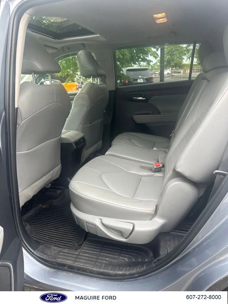 Used 2022 Blueprint Toyota XLE image 11