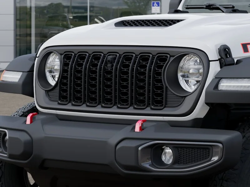 New 2026 Bright White Clear-Coat Exterior Paint Jeep Rubicon image 37