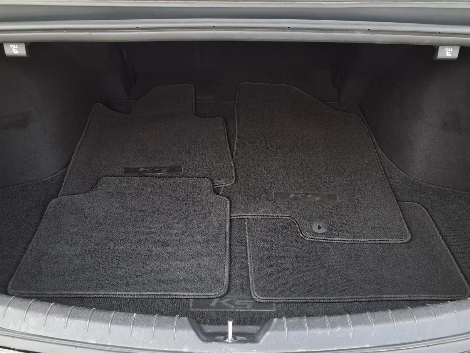 Used 2022 Black Kia GT-Line image 8