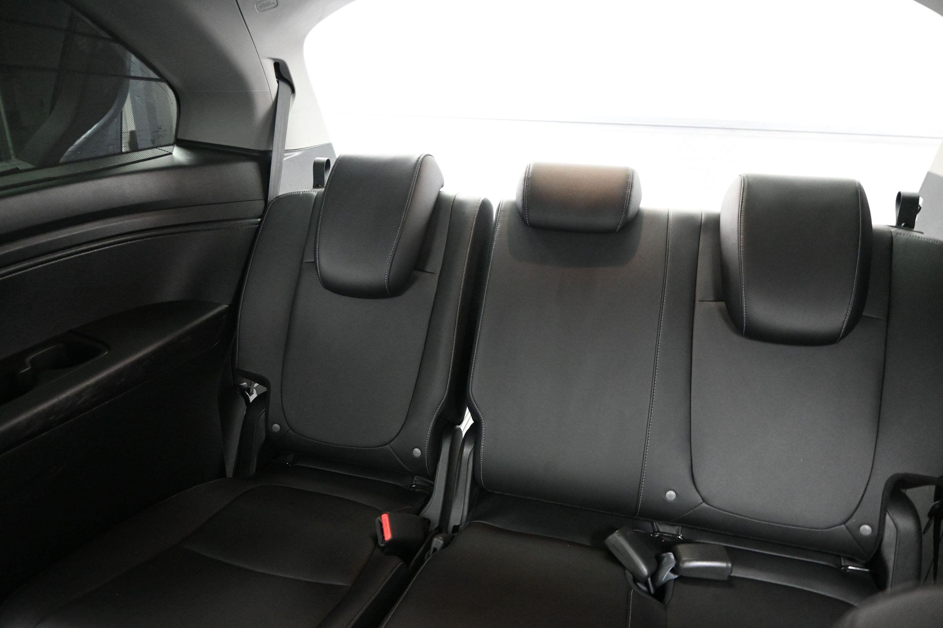 Used 2023 Sonic Gray Pearl Honda Touring image 16