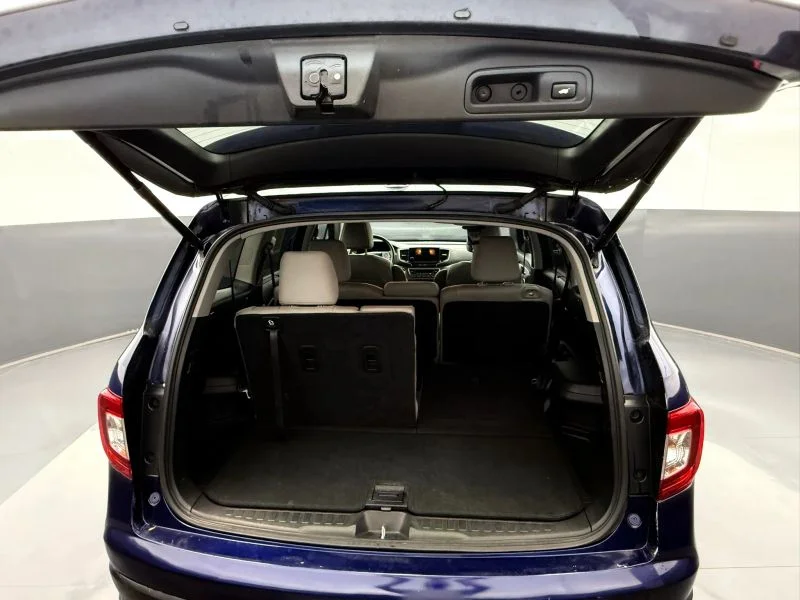 Used 2020  Honda EX-L Sport Utility 4D image 21
