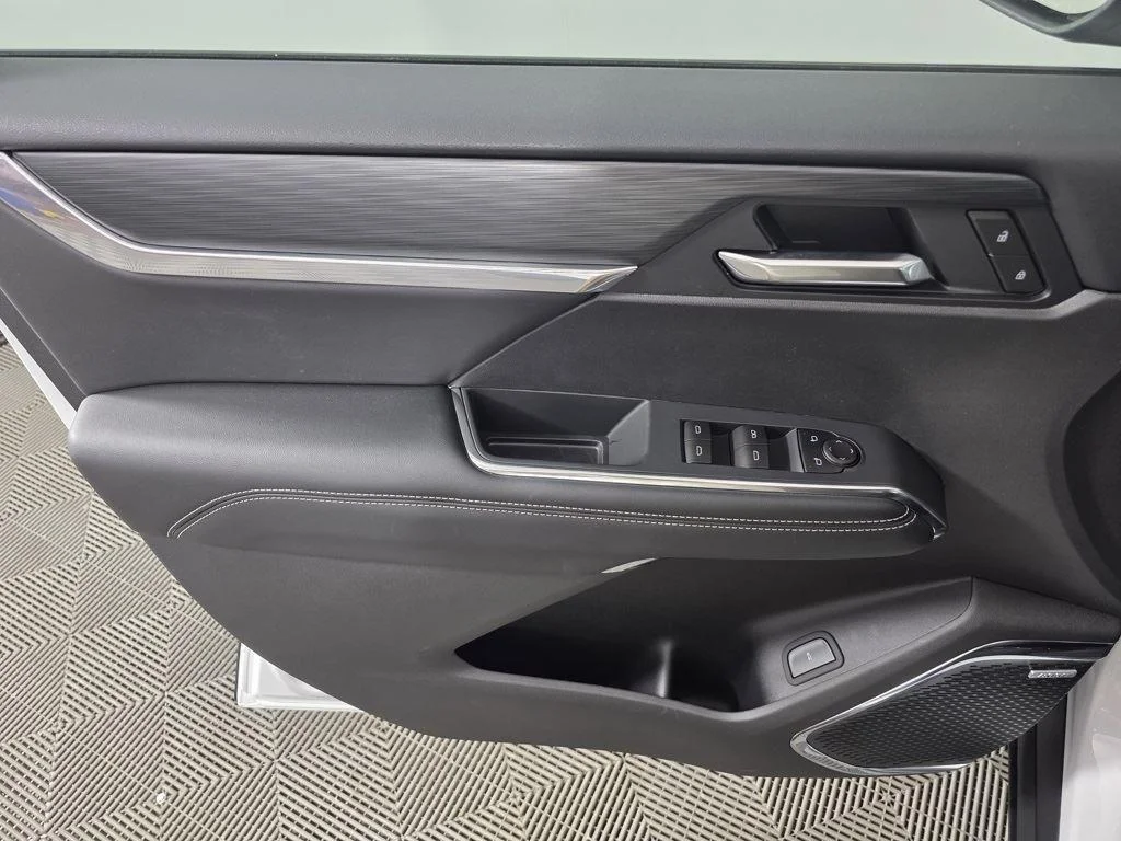 2025 GMC Acadia Elevation - Photo 15