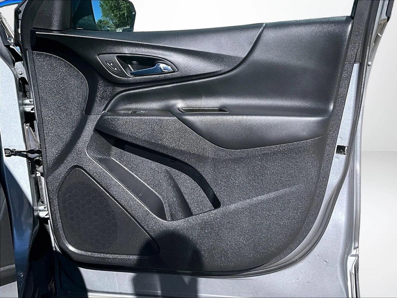 Used 2023 Gray Chevrolet LT image 23