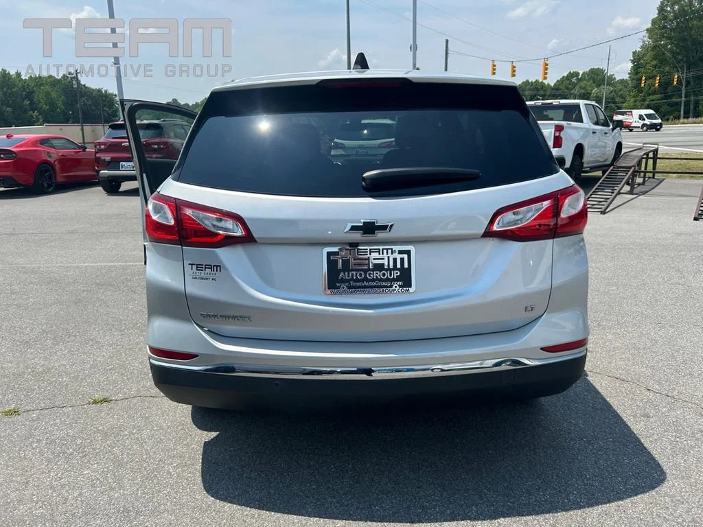 Used 2021 SILVER ICE METALLIC Chevrolet LT image 27