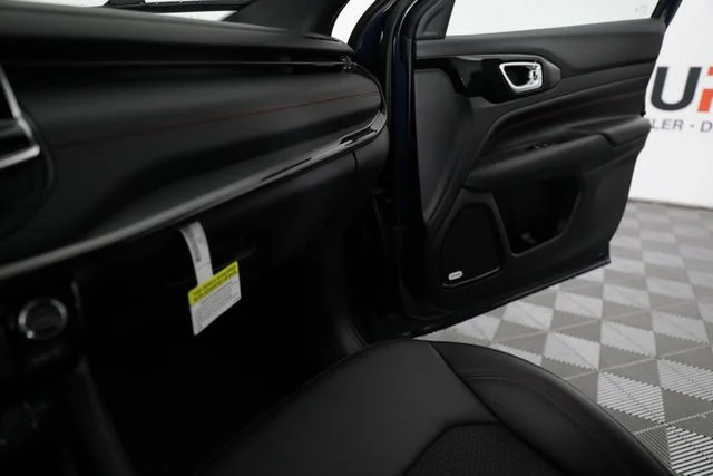 New 2026 Fathom Blue Pearl-Coat Exterior Paint Jeep Trailhawk image 16