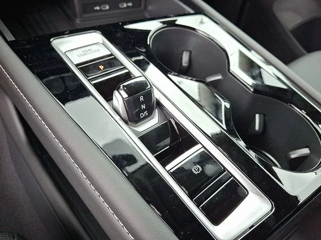 New 2026 Gray Volkswagen SE w/Technology image 10