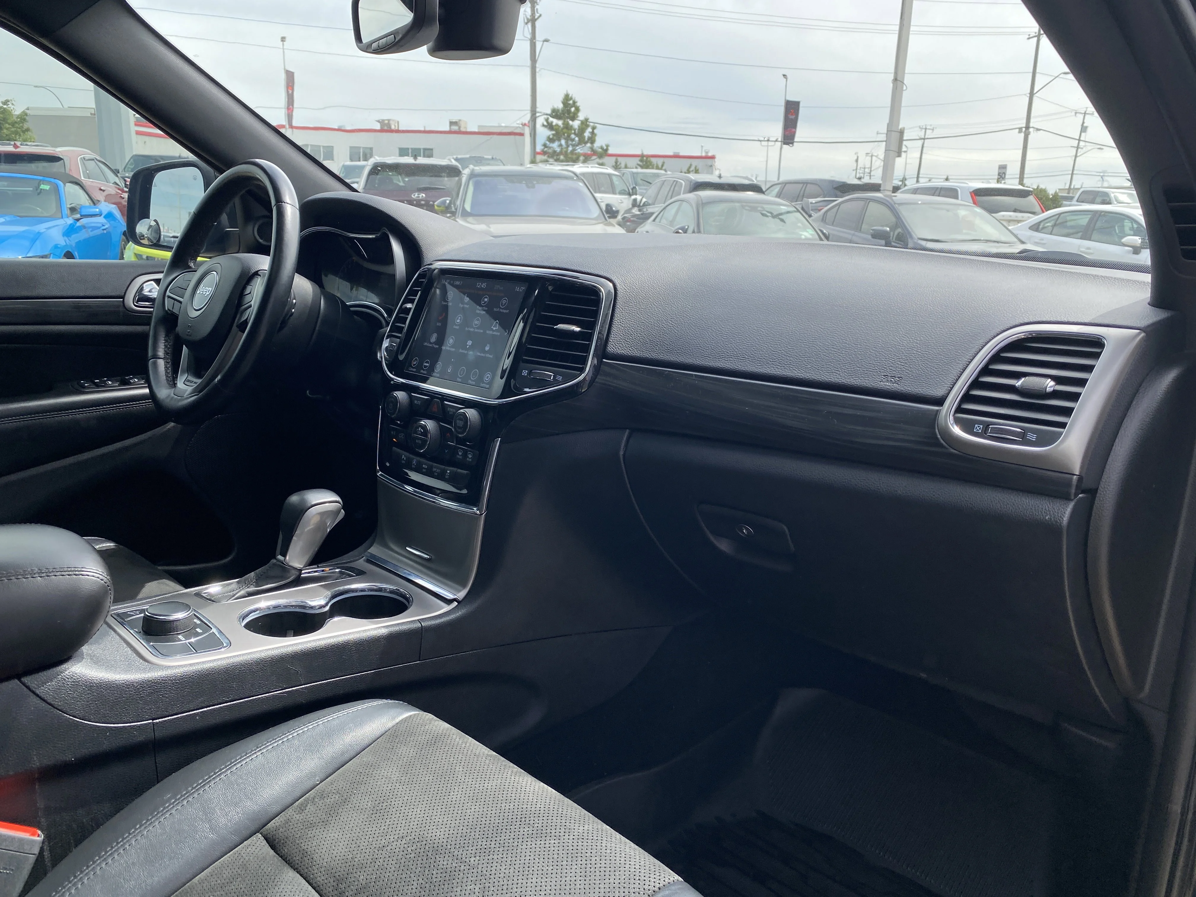 Certified Used 2021 Black Jeep Altitude image 21