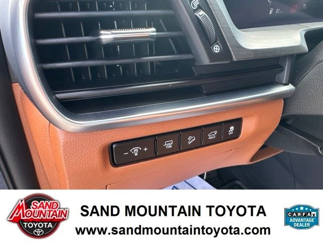 Used 2025 Black Kia SX X-Line image 14