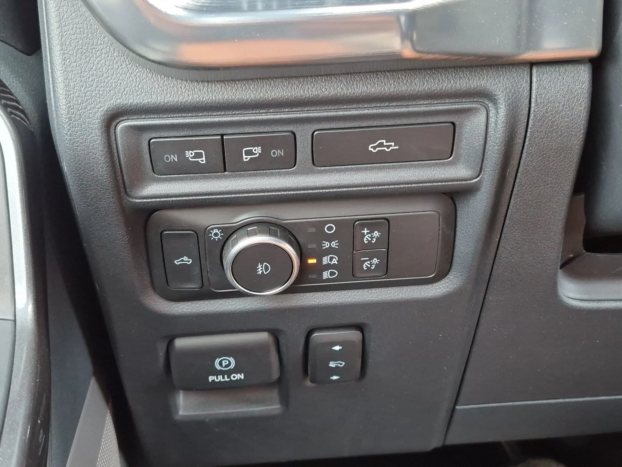 Used 2021 Blue Metallic Ford LARIAT image 24